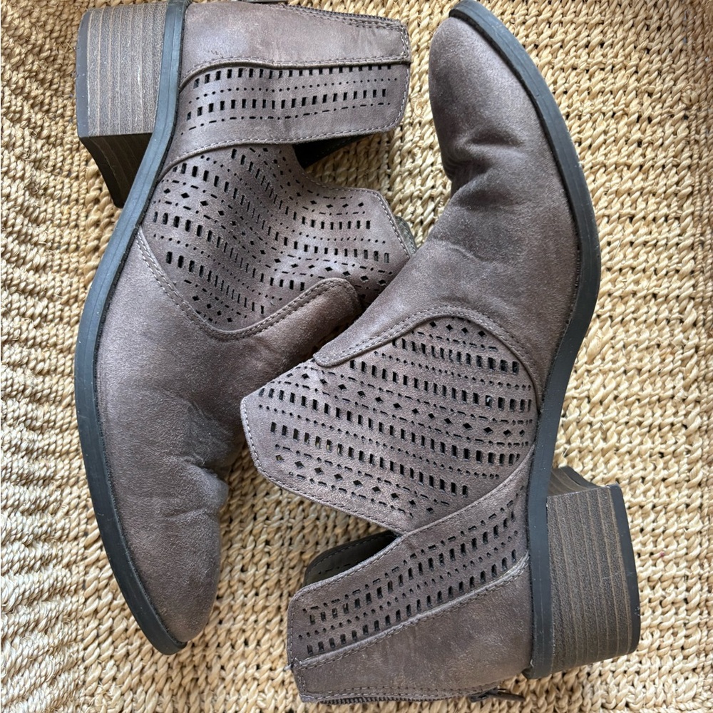 Women's Brown Ankle Boots